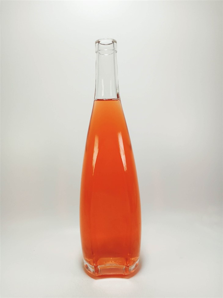 700ml Glass Spirit Bottle Vodka Glass Bottle Wholesale
